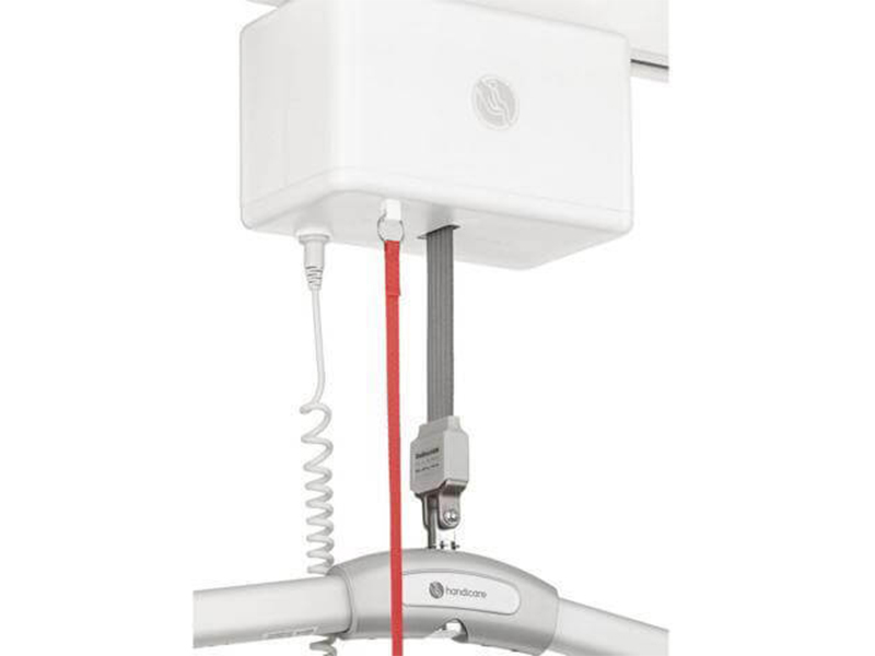 an der Decke montierter Patientenlifter